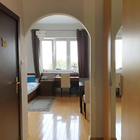 Latte Juliana Bartoszewicza Apartman *