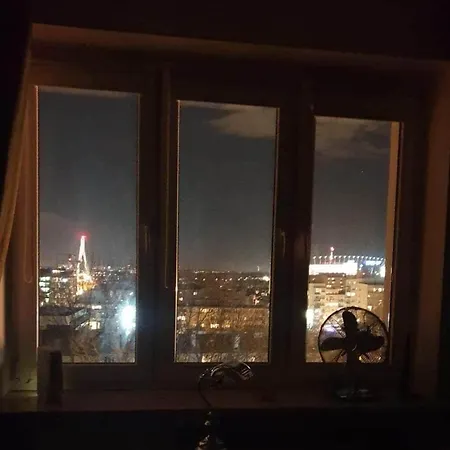 Latte Juliana Bartoszewicza Lejlighed