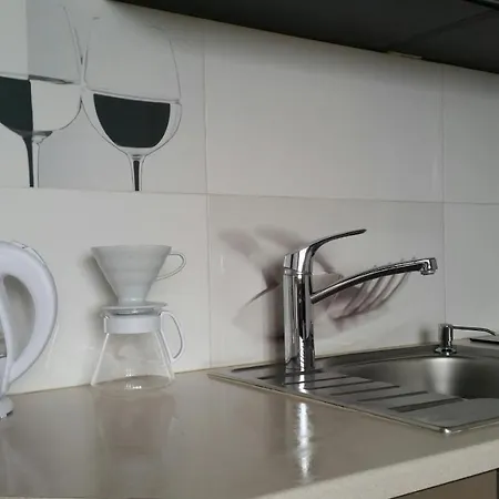 Latte Juliana Bartoszewicza Варшава
